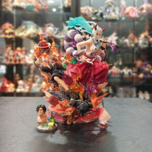 FIGURA YAMATO Y ACE-PVC
