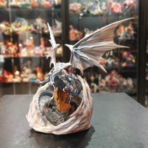 FIGURA BLUE EYES WHITE-24cm-PVC