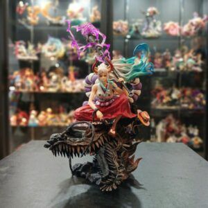 FIGURA YAMATO-42cm-PVC