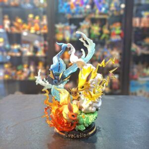 FIGURA POKEMON-EVOLUCIÓNES EEVEE-PVC