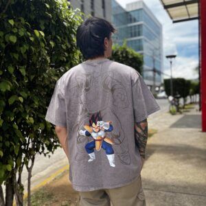 CAMISETA OVERSIZE DRAGON BALL-VEGETA